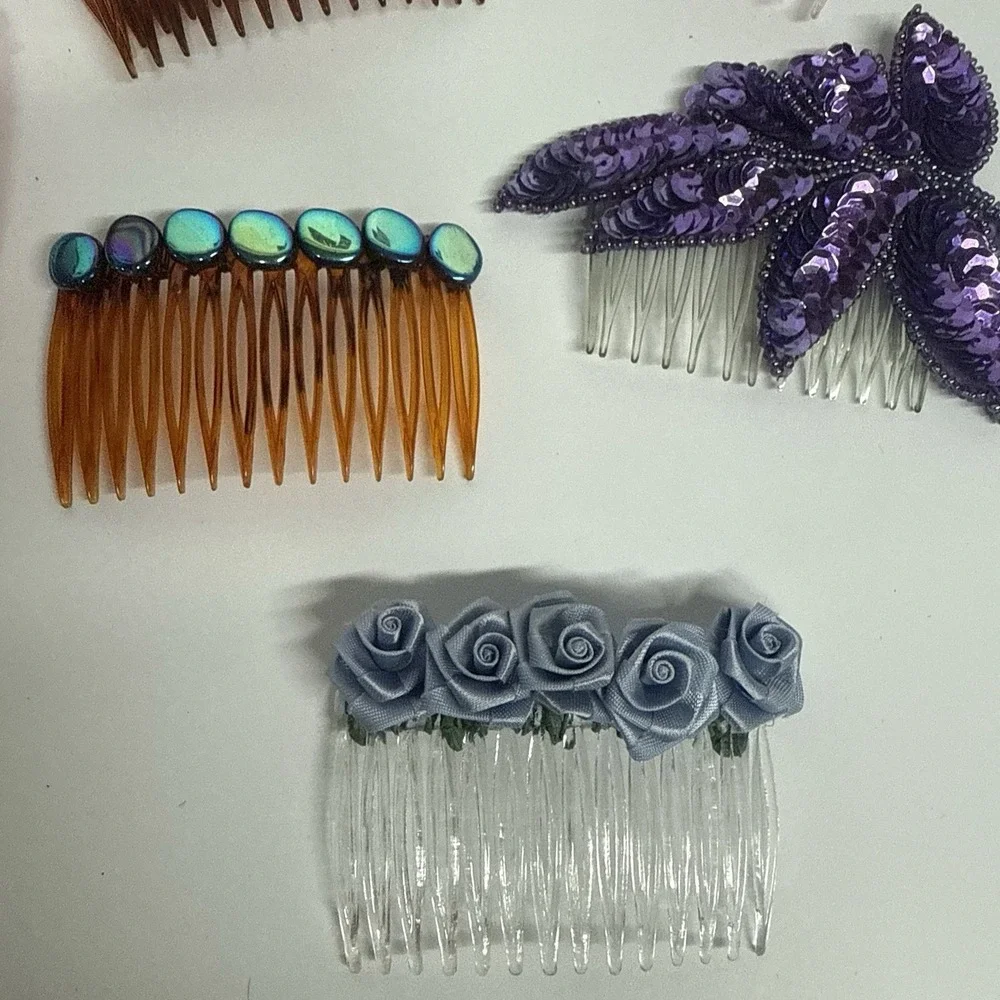 VTG Assortment Of Hair Clasps‎ And Combs Beaded Sequin